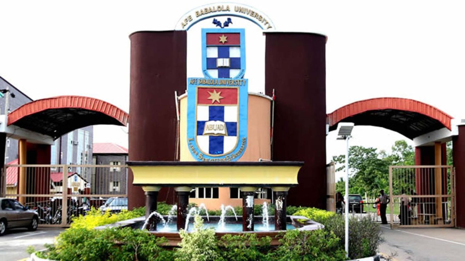 ABUAD vows to end medical slavery, unveils three locally made herbal medicines