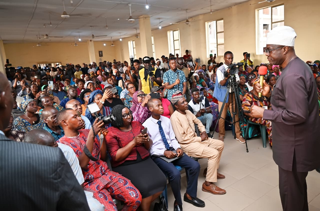 NLNG Dividend Delay Hurting States, Makinde Says